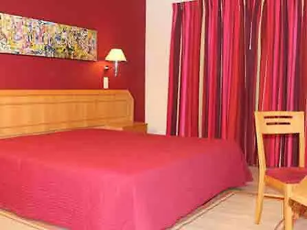 Balaia Plaza 4*