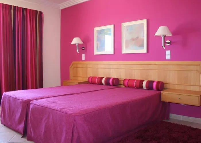 Apartahotel Cheerfulway Balaia Plaza 4*