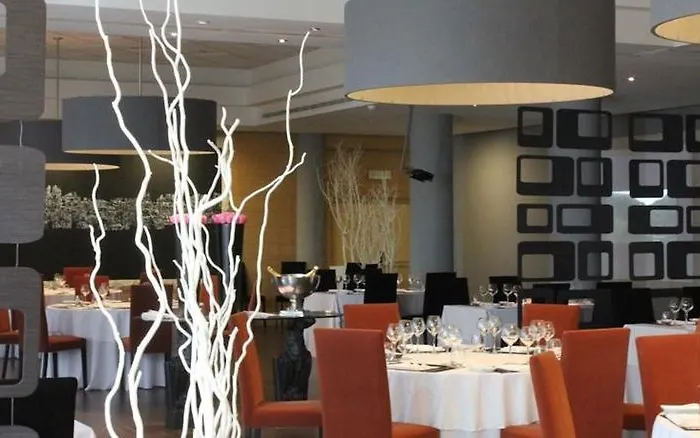 Cheerfulway Balaia Plaza Apartahotel 4*