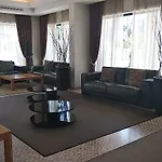Cheerfulway Balaia Plaza Apartahotel 4*