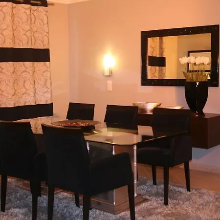Cheerfulway Balaia Plaza Apartahotel 4*