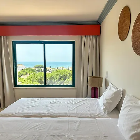 Apartahotel Balaia Plaza 4*