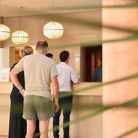 Apartahotel Balaia Plaza