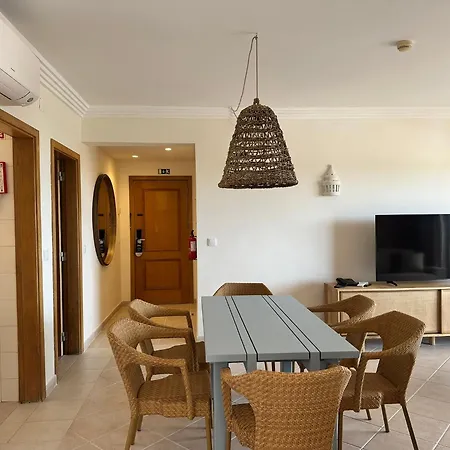 Apartahotel Balaia Plaza