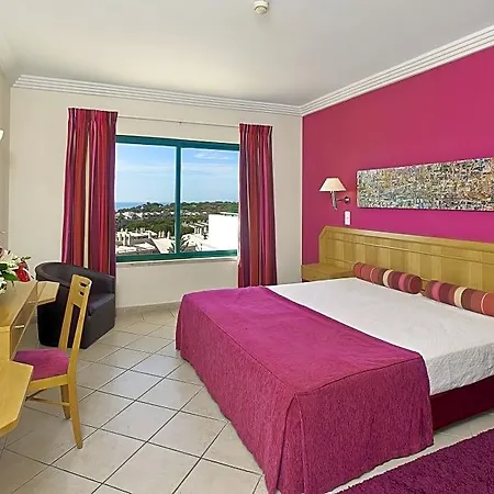 Balaia Plaza Apartahotel 4*
