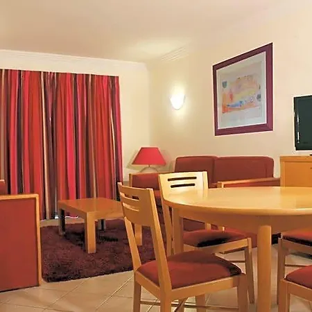 Apartahotel Balaia Plaza
