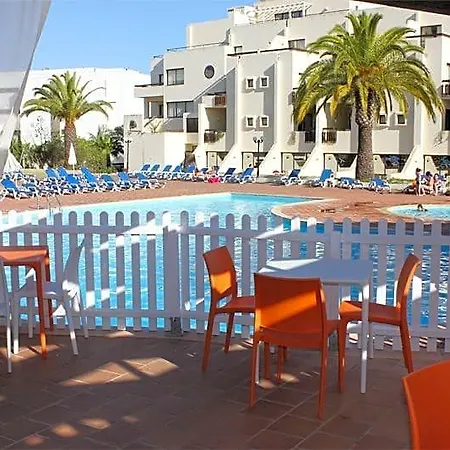 Balaia Plaza 公寓式酒店 4*