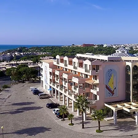 Balaia Plaza Apartahotel 4*