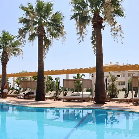 Balaia Plaza شقة فندقية 4*