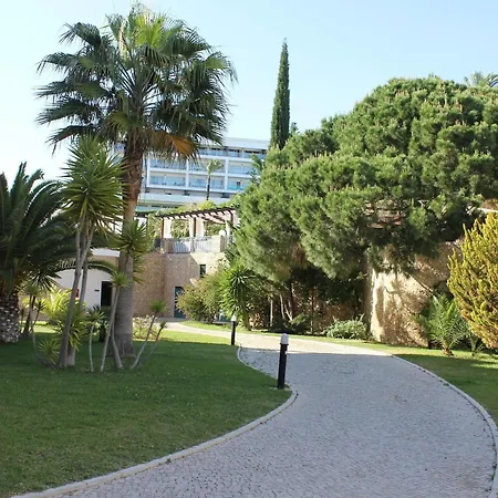 Ξενοδοχείο με διαμερίσματα Balaia Plaza Αλμπουφέιρα