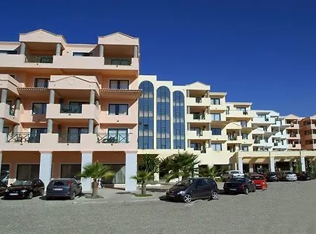 Cheerfulway Balaia Plaza 4* 阿尔布费拉